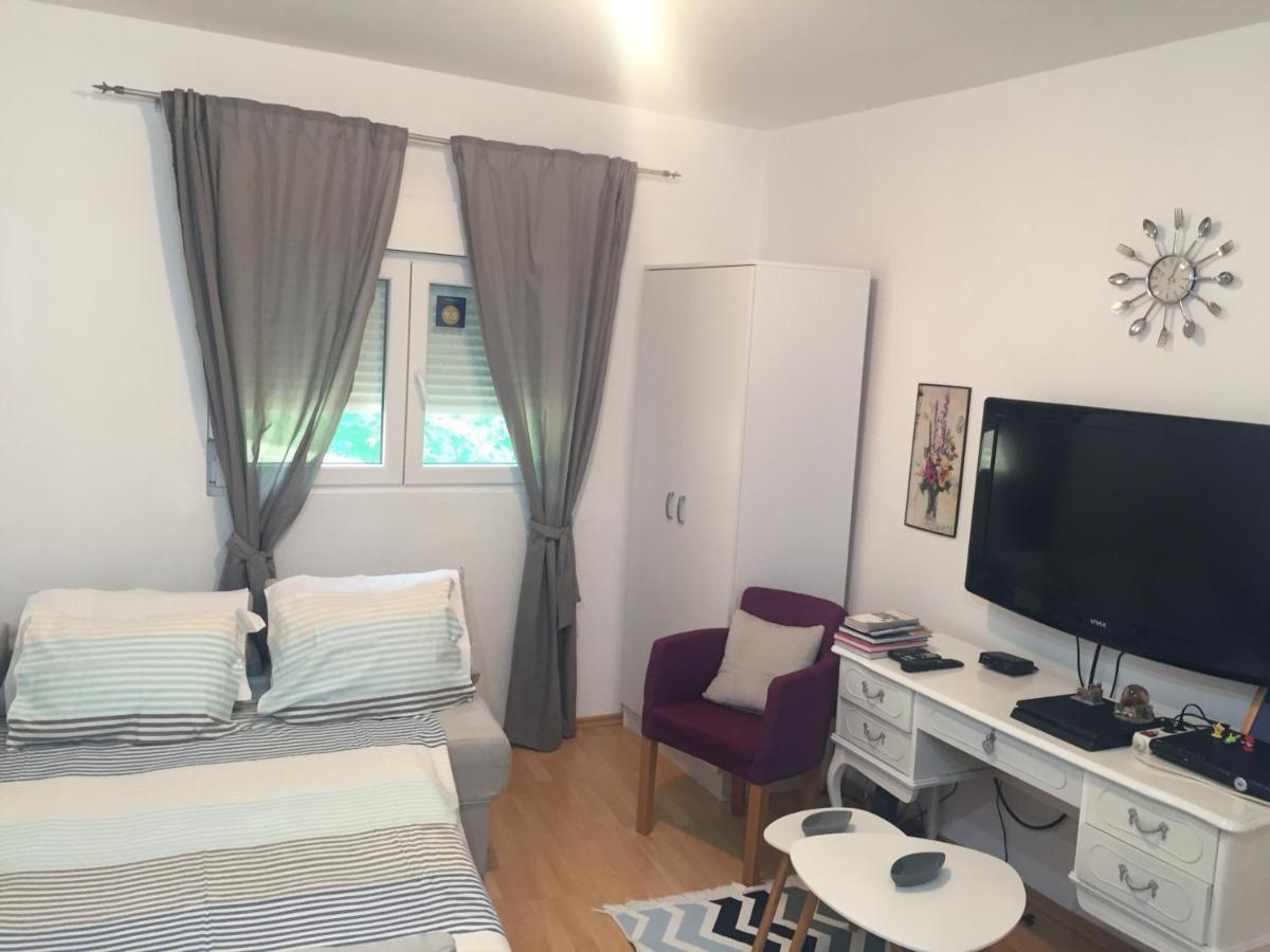 Apartman Lili Cetinje Kültér fotó